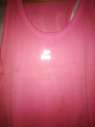 Camiseta deportiva elástica ipso rosa