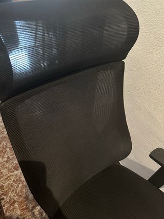 Silla de oficina ergonómica negra