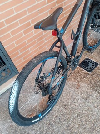 Bicicleta Rockrider ST 520