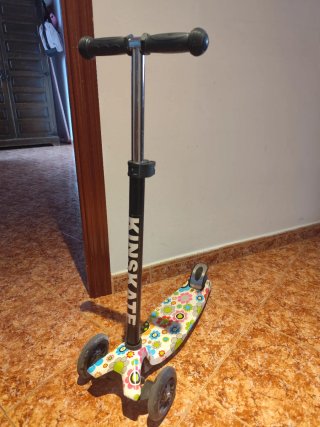 Patinete 3 Ruedas Infantil Flores