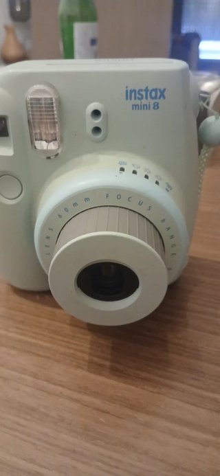 Cámara Instantánea Fujifilm Instax Mini 8
