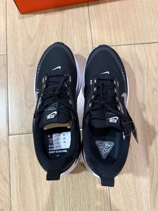 Nike Vomero 18 x Goretex Negro/Plata