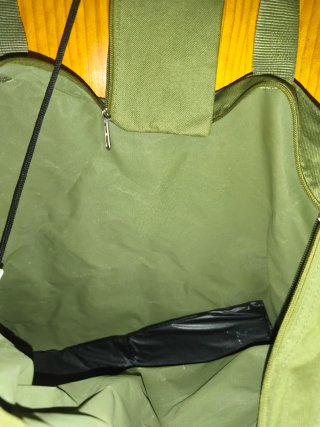 Bolso de piscina con rayas