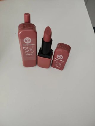 Rossetto e matita labbra Beauty Model