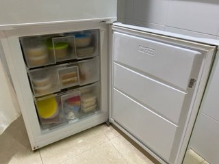 Frigorífico Icecool Blanco.  Venta en persona.
