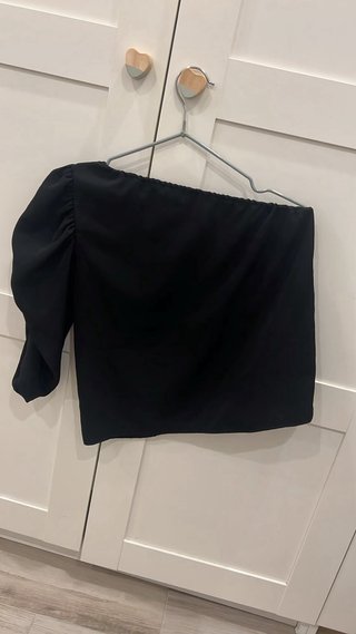 Blusa Nicoli negra una manga