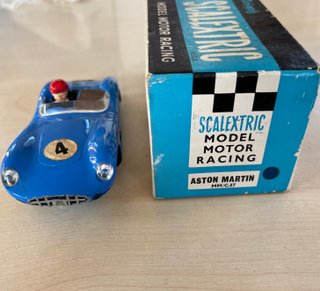 Coche Scalextric ASTON MARTIN Tri-ang