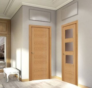 PUERTA MACIZA BARNIZADA ROBLE FRESADA