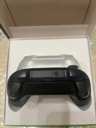 Mando Xbox Carbon Black