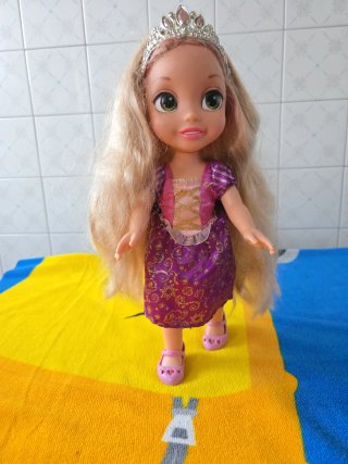 Muñeca Princesa Disney Toddler Rapunzel