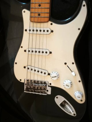 Fender Stratocaster México 1998 Arce