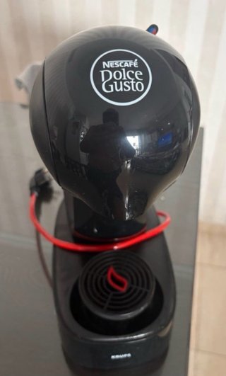 Cafetera Nescafé Dolce Gusto Negra