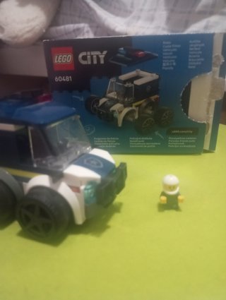 Mini coche policía Lego