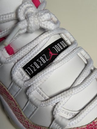 Jordan 11 Low Rosa Serpiente 2019