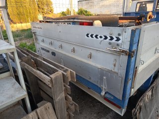 Peugeot J-5 Caja Abierta