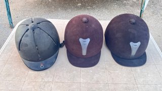 3 Cascos Hípica /  10€ los tres