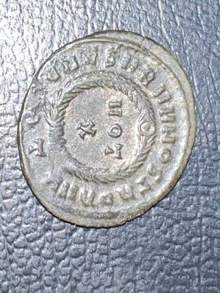 Follis Crispo Cesar con restos Plateado Original