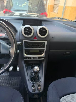 Peugeot 1007 2005