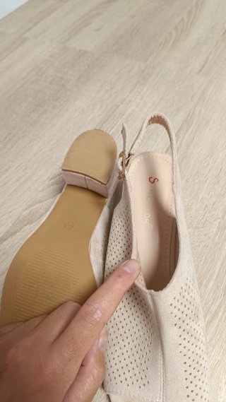 Sandalias tacón rosa beige