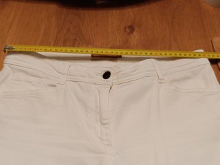 Pantalón corto blanco talla 40