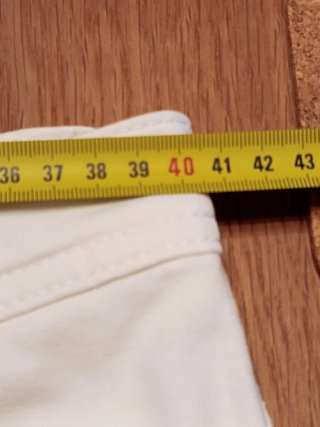Pantalón corto blanco talla 40