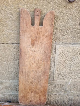 Tabla antigua para amasar pan