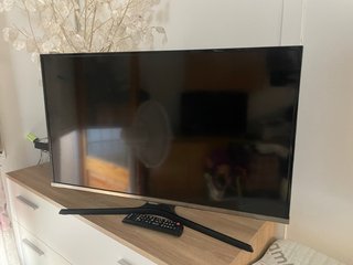 Televisor Samsung 32” Full HD - 30 (Negociables)