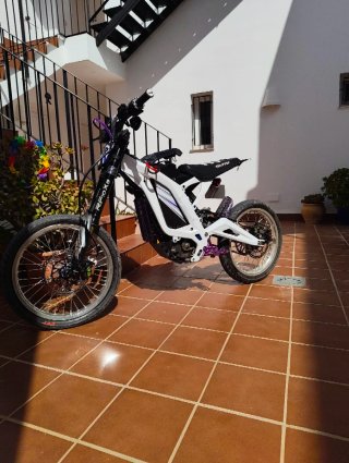 Surron L1E Enduro Eléctrica Description fotos!