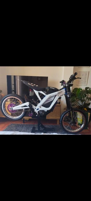 Surron L1E Enduro Eléctrica Description fotos!