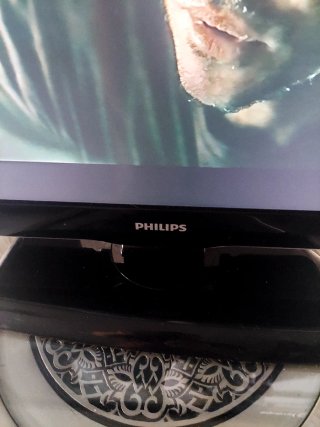 Televisión PHILIPS 32"