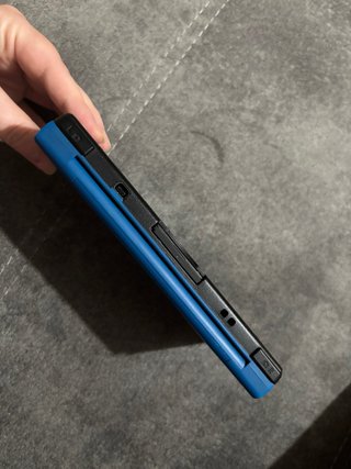 Nintendo DSi XL blu