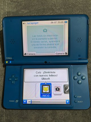 Nintendo DSi XL blu