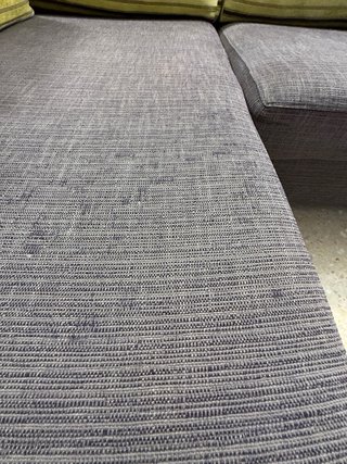 Sofá chaise longue marrón y verde