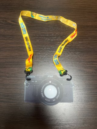 Bad Bunny Cámara Lanyard World Tour 2026