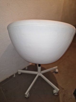 Silla giratoria IKEA SKRUVSTA blanca