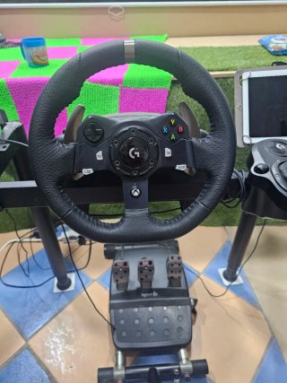 Volante Logitech,freno de mano,pedales,g920