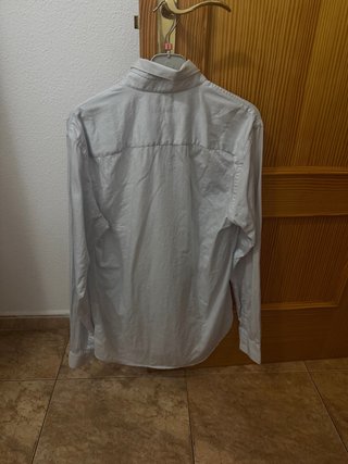 Camisa blanca de Zara