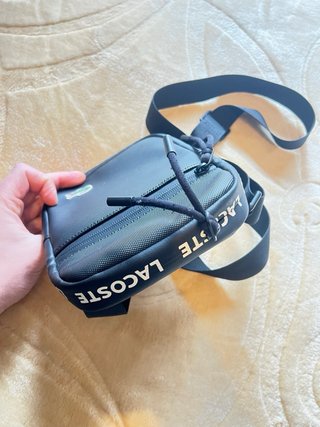 Bolso bandolera Lacoste negro