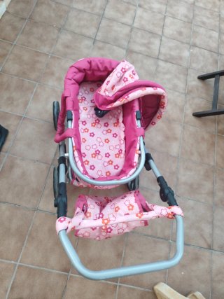 Carrito de muñecas flores rosa