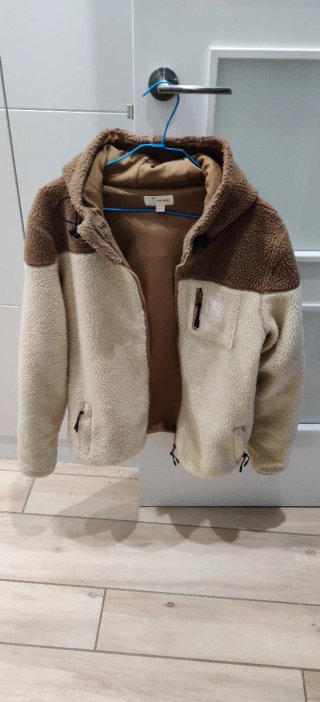 Cazadora de borreguito beige y marrón para niño