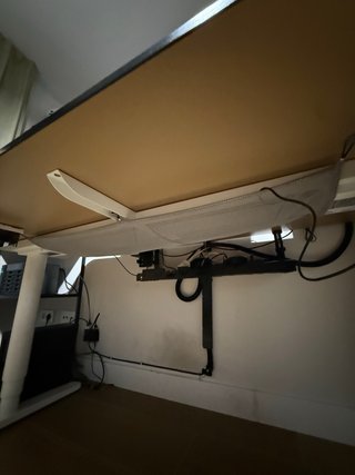 Escritorio Elevable Bekant Negro