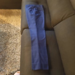 Traje completo pantalón y americana, camisa.