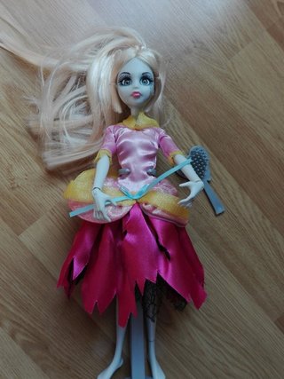 Monster High Muñeca
