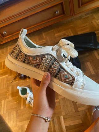 Zapatos de  mujer talla 40/41 Hay algunos nuevos