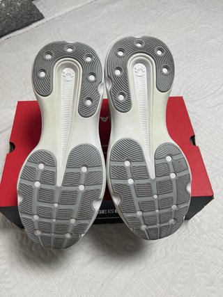 Zapatillas Under Armour Talla 42.5 Hovr