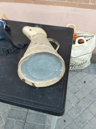 Jarra antigua lavabo esmaltada
