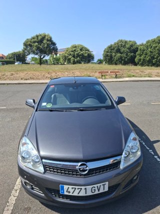 Opel Astra 2010