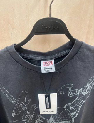 Camiseta Spider-Man Gris