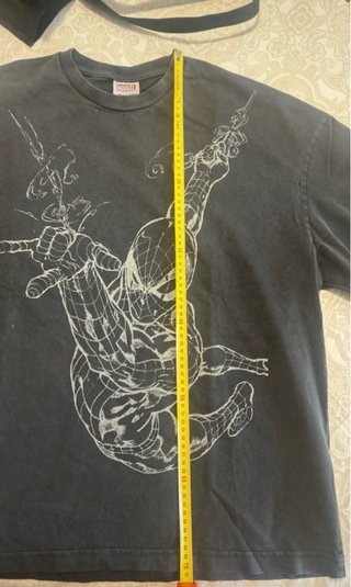 Camiseta Spider-Man Gris