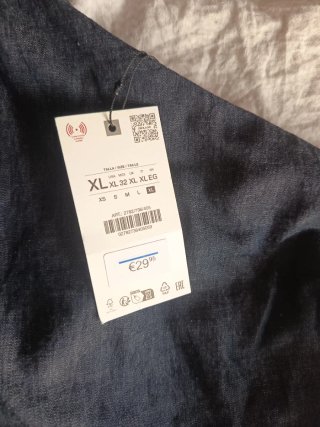Top asimétrico Zara Talla XL